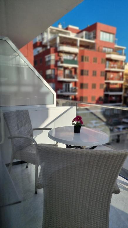 Level Mallorca - Living Playa de Palma  Bagian luar foto