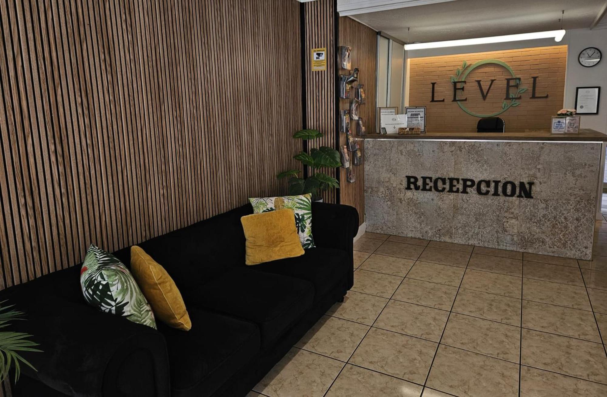 Level Mallorca - Living Playa de Palma  Bagian luar foto