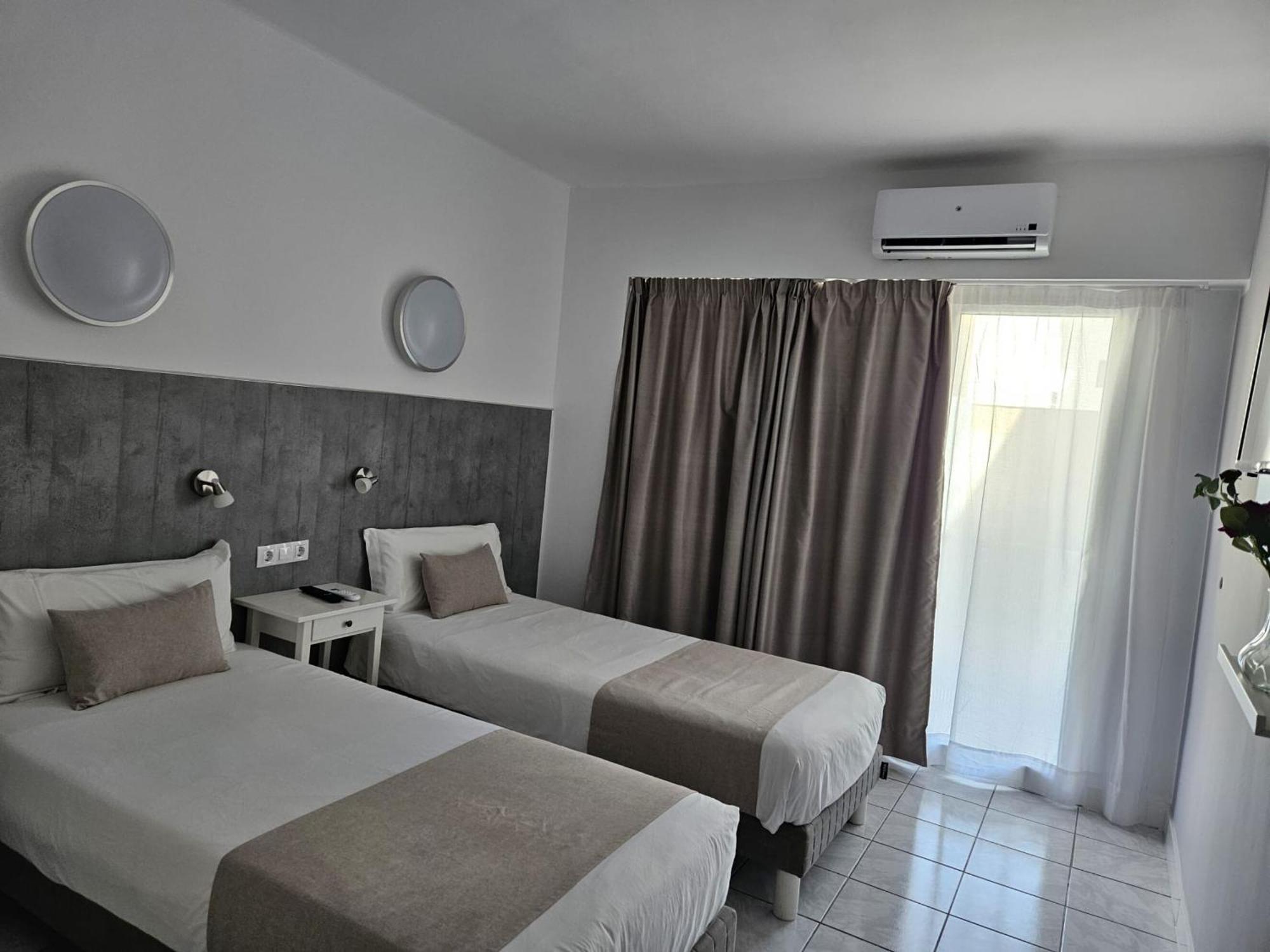 Level Mallorca - Living Playa de Palma  Bagian luar foto